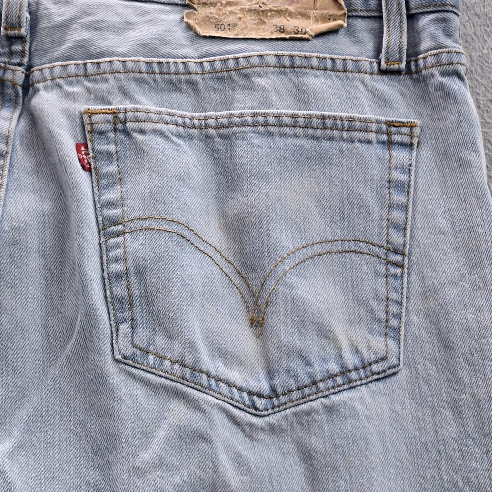 VINTAGE Levi's‎ 501 Men Jeans 28X30 Light Blue Denim Original Fit Straight Leg